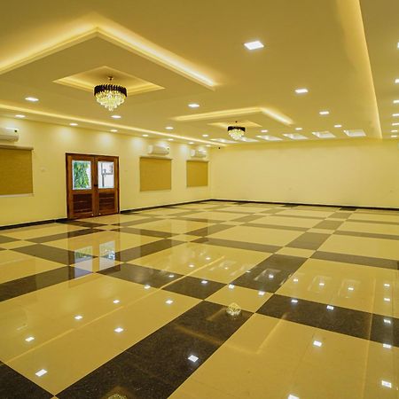 Tpc Camphor Hotell Tiruchirappalli Exteriör bild