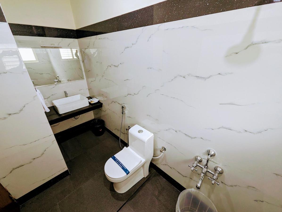 Tpc Camphor Hotell Tiruchirappalli Exteriör bild