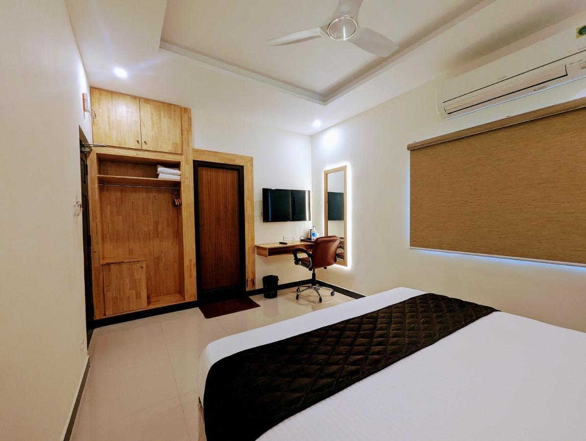 Tpc Camphor Hotell Tiruchirappalli Exteriör bild